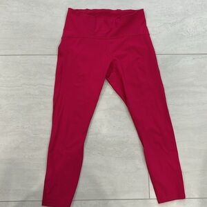 EUC Lululemon bright pink crop with side mesh, back waistband pocket.